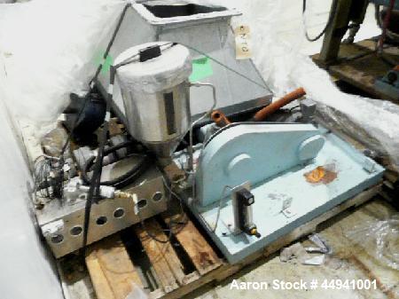 Used Killion 3/4" Single Screw Extruder. Approximately 24 to 1 L/D ratio.  (3) Zone electrically heated, air cooled barrel. Gearbox is driven by a 1.5 hp DC motor.  Temperature control panel with 5 z...