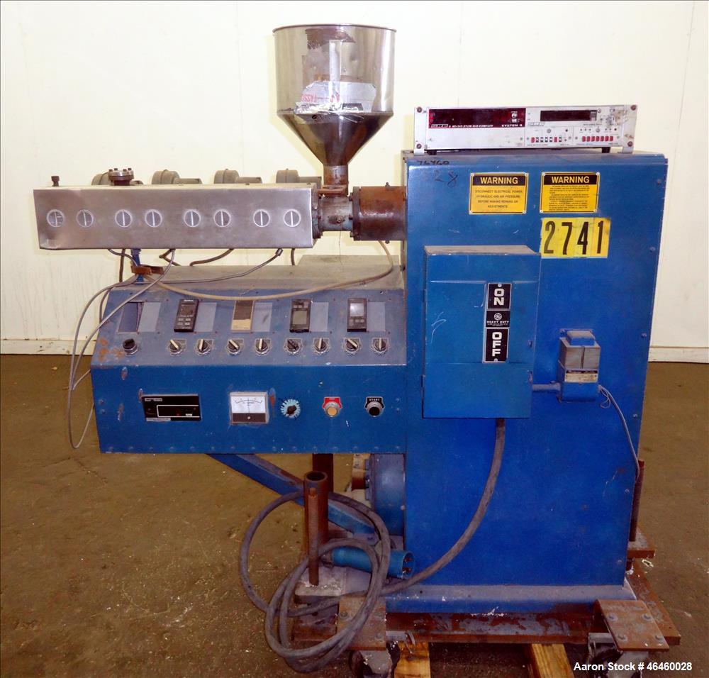 Used Killian 1.25" Single Screw Extruder. Approximate 24 to 1 L/D ratio, electrically heated air cooled 3 zone top vented barrel (plugged), water cooled feed throat with hopper, approximate 43" cente...