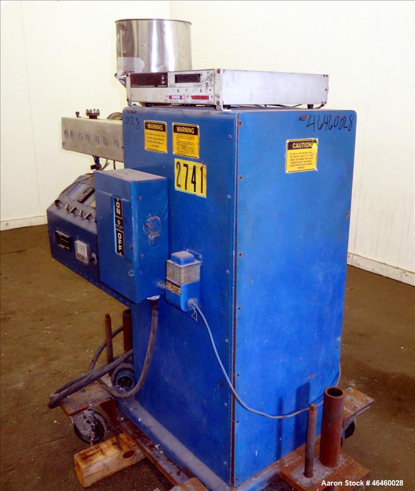 Used Killian 1.25" Single Screw Extruder. Approximate 24 to 1 L/D ratio, electrically heated air cooled 3 zone top vented barrel (plugged), water cooled feed throat with hopper, approximate 43" cente...