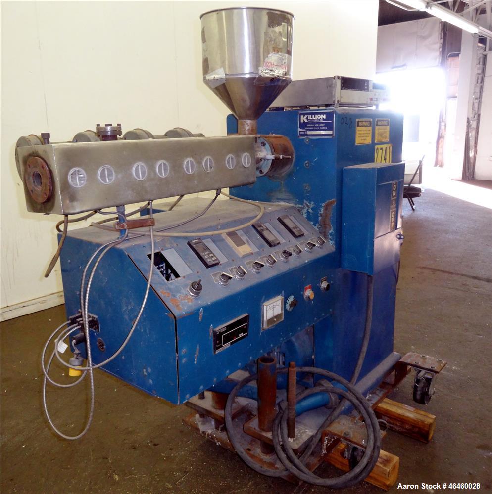 Used Killian 1.25" Single Screw Extruder. Approximate 24 to 1 L/D ratio, electrically heated air cooled 3 zone top vented barrel (plugged), water cooled feed throat with hopper, approximate 43" cente...