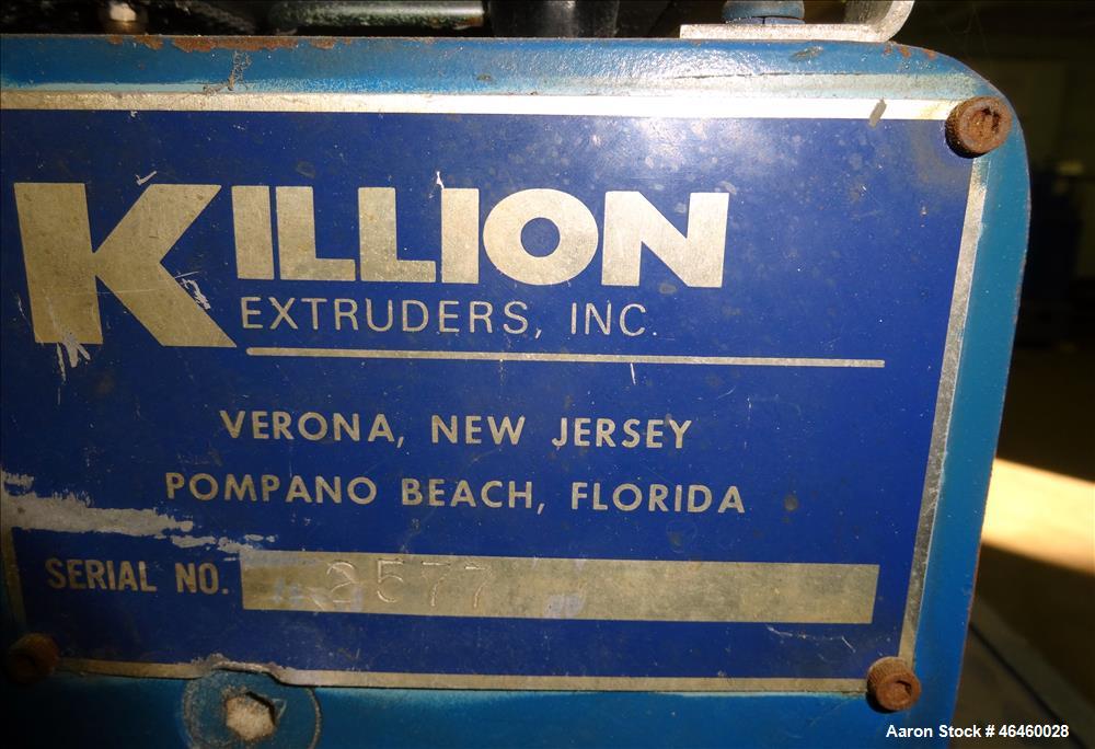 Used Killian 1.25" Single Screw Extruder. Approximate 24 to 1 L/D ratio, electrically heated air cooled 3 zone top vented barrel (plugged), water cooled feed throat with hopper, approximate 43" cente...