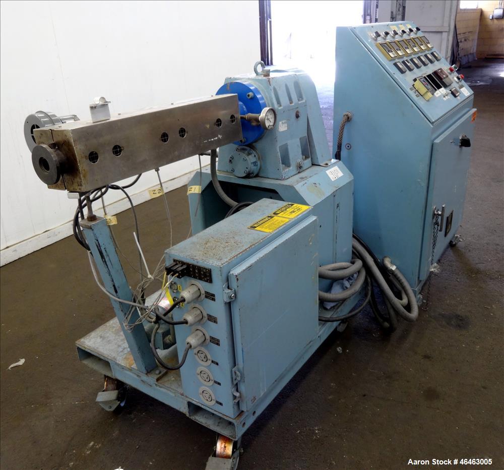Used Killion 1.25" Single Screw Extruder. Approximate 24:1 L/D Ratio no screw. Electrically Heated, Air cooled 3 zone non-vented barrel. Water cooled feed throat, no hopper. Approximate 42.5" center ...