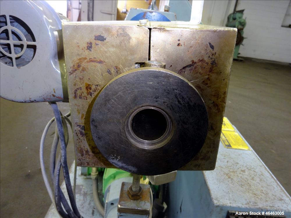 Used Killion 1.25" Single Screw Extruder. Approximate 24:1 L/D Ratio no screw. Electrically Heated, Air cooled 3 zone non-vented barrel. Water cooled feed throat, no hopper. Approximate 42.5" center ...