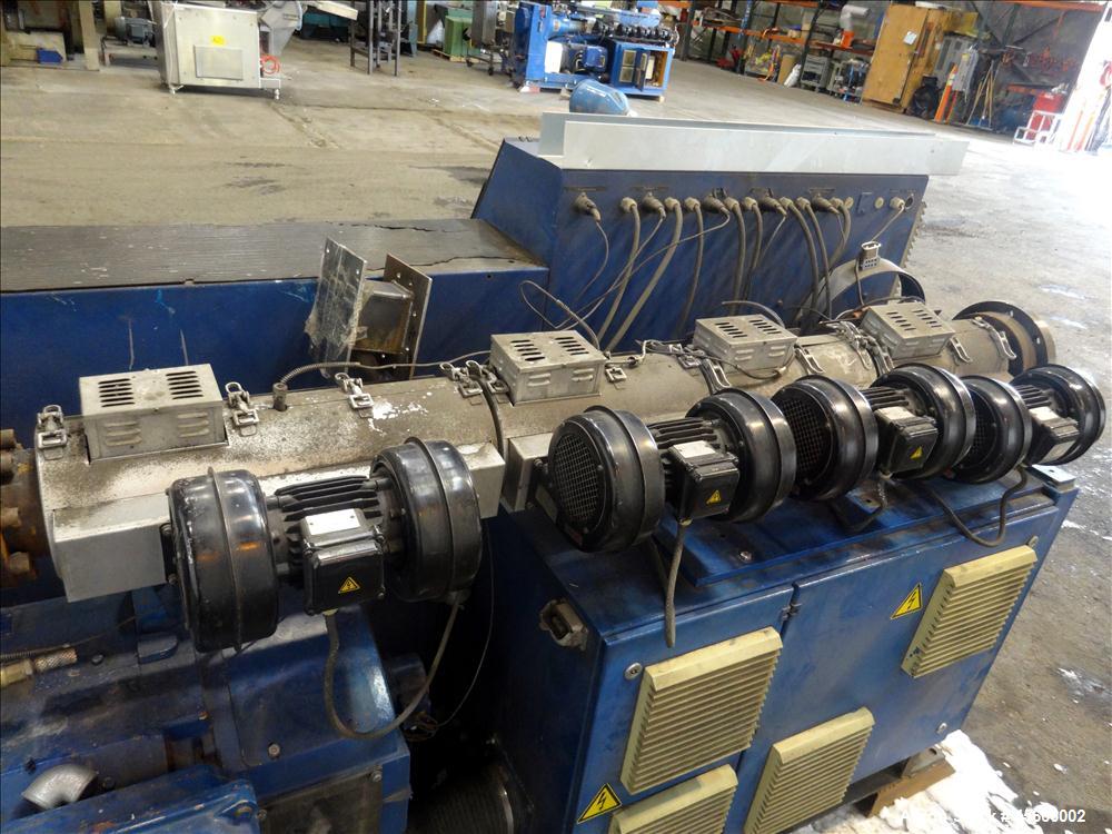 Used Krauss Maffei KME 1-75 Single Screw Extruder.