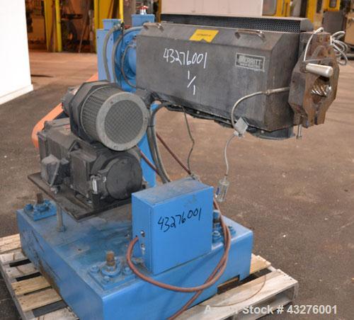 Used Merritt Davis 1-1/2” Single Screw, Model A/C MX. Approximate 24 to 1 L/D ratio. Electrically heated, air cooled 4 zone non-vented barrel, approximate 42" centerline height. Water cooled feed thr...