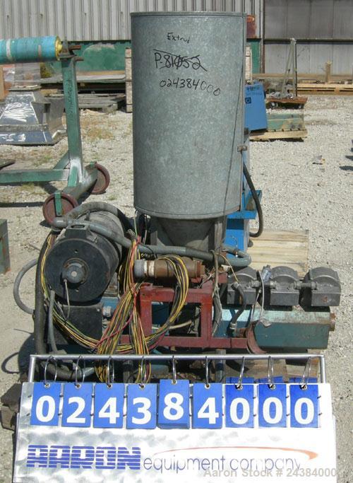 Used Baughan Stroud 1" Diameter Single Screw Extruder, Model 3500/CL. Approximately 24:1 L/D ratio. 3 zone non-vented barrel, electrically heated, air cooled. Water cooled feed throat with hopper. Dr...