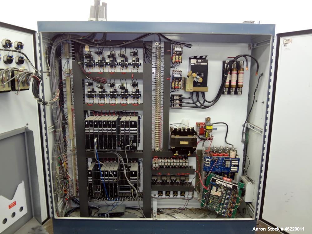 Used Sterling 2.5" Single Screw Extruder, 24:1 L/D Ratio (NO SCREW). Electrically heated, water and air cooled 4 zone non-vented barrel. Water cooled feed throat with hopper. Approximately 41.5" cent...