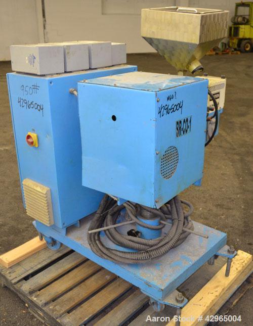 Used Theysohn 3/4’’ Single Screw Co-Extruder. Approximate 20 to 1 L/D ratio. Electrically heated, air cooled 3 zone non-vented barrel. Water cooled feed throat with hopper. Driven by a 2hp, 530 volt,...