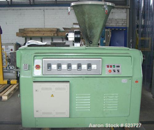 USED: Weber single screw extruder. Screw diameter 2.36" (60 mm), spaghetti head with 8 strings, varispeed 616PC5 control panel. Dimensions: 82.6" x 39.4" x 63" (2100 x 1000 x 1600 mm). Weight: 2200 l...