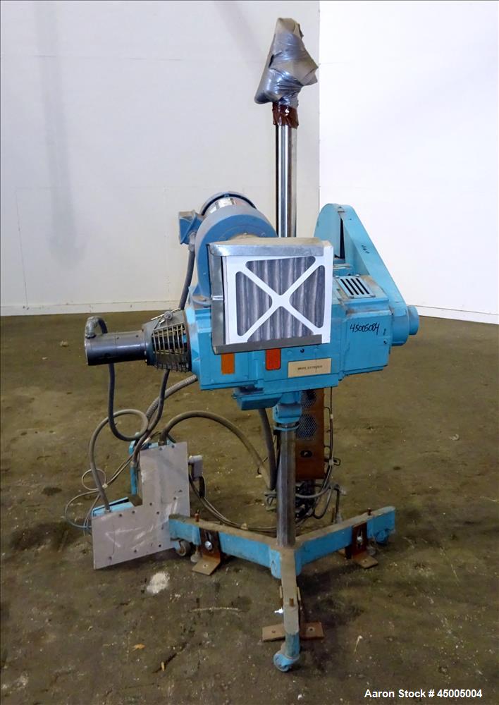 Used Welex 1-1/4" Single Screw Extruder, Model 1.250 20:1 N.V.R.H. 20:1 L/D. Electrically heated, air cooled. Driven by a 15hp DC motor.