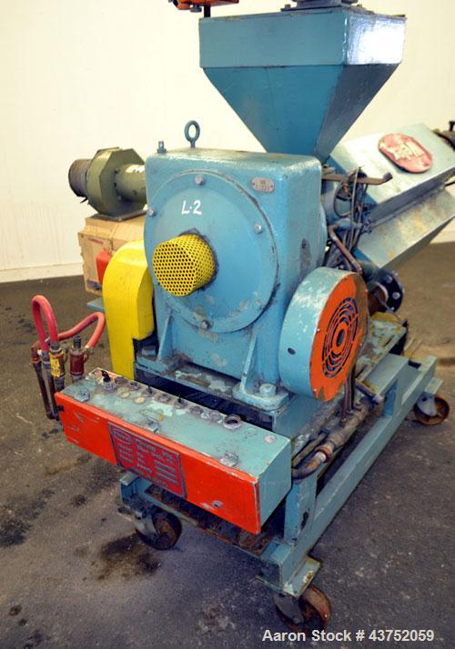 Used Welex 2" Diameter Single Screw Co-Extruder, Model 200-24:1-CCE4