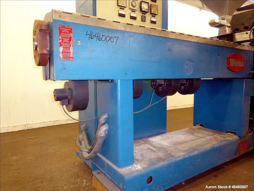 Used Welex 2.5" Single Screw Extruder, Model 250 30:1 VRH. 30 To 1 L/D ratio, electrically heated, air cooled 4 zone non-vented barrel, feed throat with hoppper with Maguire concentrate feeder model ...