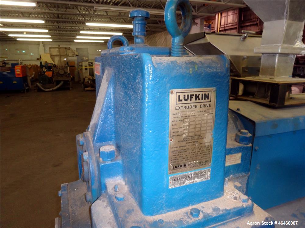 Used Welex 2.5" Single Screw Extruder, Model 250 30:1 VRH. 30 To 1 L/D ratio, electrically heated, air cooled 4 zone non-vented barrel, feed throat with hoppper with Maguire concentrate feeder model ...