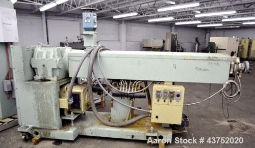 Used Welex 2-1/2" Single Screw Extruder. Approximate 30 to 1 L/D ratio. Non-vented 4 zone barrel, electrically heated, water cooled with closed loop system. Water cooled feed throat with hopper. Appr...