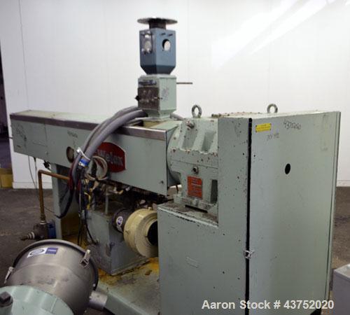 Used Welex 2-1/2" Single Screw Extruder. Approximate 30 to 1 L/D ratio. Non-vented 4 zone barrel, electrically heated, water cooled with closed loop system. Water cooled feed throat with hopper. Appr...