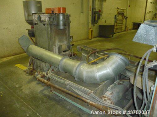 Used Welex 3-1/2" Single Screw Extruder. 30 to 1 L/D ratio. Electrically heated, water cooled non-vented barrel. Driven by an approximately 150 hp DC motor with SCR control. Lufkin change gear reduce...