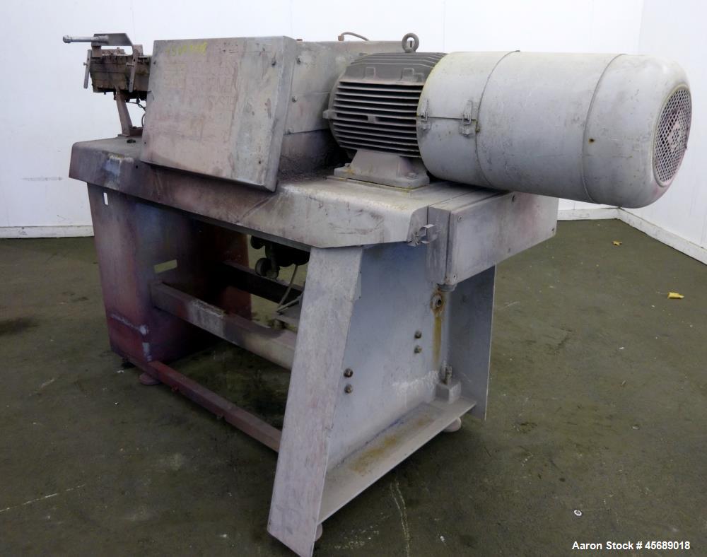 Used APV Baker Perkins 30mm Twin Screw Compounder Extruder, Model MP30. Approximate 15 to 1 L/D ratio. Co-rotating screw design. Clamshell design, 3 zone electrically heated, liquid cooled barrel. Wa...