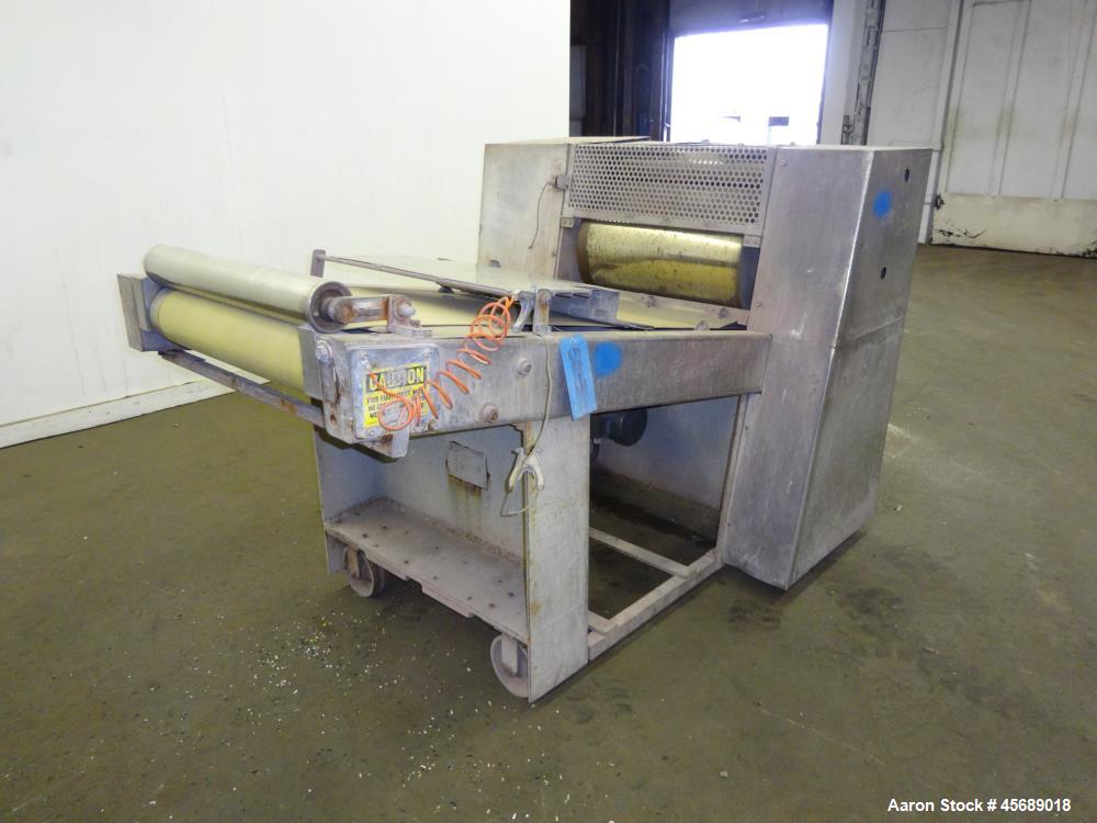 Used APV Baker Perkins 30mm Twin Screw Compounder Extruder, Model MP30. Approximate 15 to 1 L/D ratio. Co-rotating screw design. Clamshell design, 3 zone electrically heated, liquid cooled barrel. Wa...