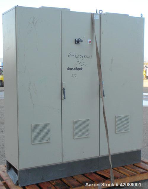 Used APV Twin Screw Extruder, 50mm screw diameter. Approximately 15 to 1 L/D ratio. Co-rotating screw design. Vented, electrically heated, water cooled barrel. (1) Feed section. Driven by an 18.5 kw ...