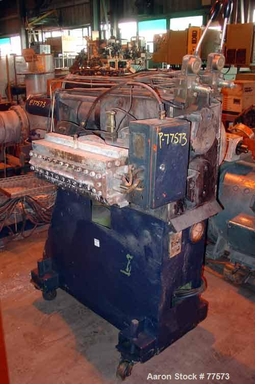 USED: Berstoff twin screw extruder, type ZE90. 28:1 L/D. Side by side.Capacity 1540 lbs (700 kgs) per hour. 3-1/4" diameter screws, barrel107" long. Co-rotating. Screw speed 350 rpm by a 525 hp/350 k...