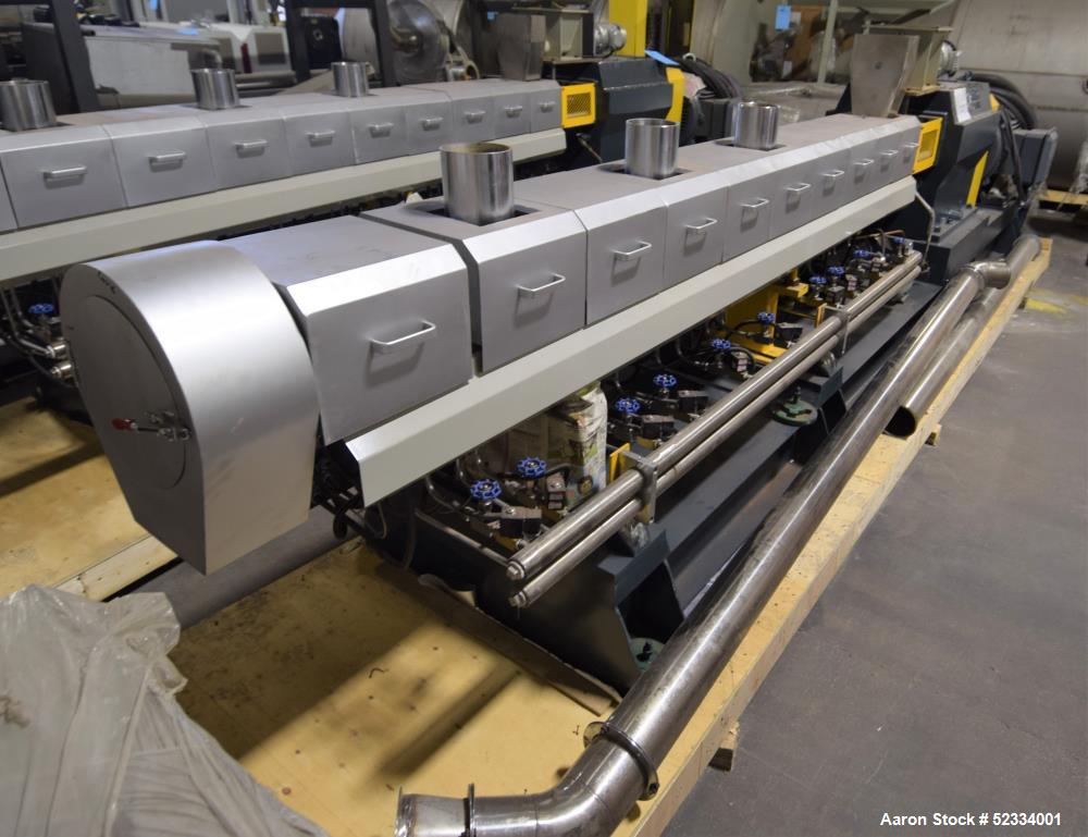 Used Yong Teng 72.5mm Co-Rotating Blocking Parallel Twin Screw Extruder