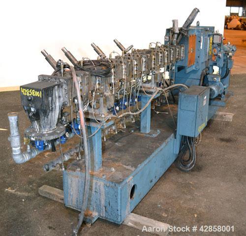 Used Werner Pfleiderer 40mm Twin Screw Extruder, Type ZSK-40. Co-rotating intermeshing side by side screw design. Approximate 40 to 1 L/D ratio. (11) Barrel sections, (1) feed section. Water cooled b...