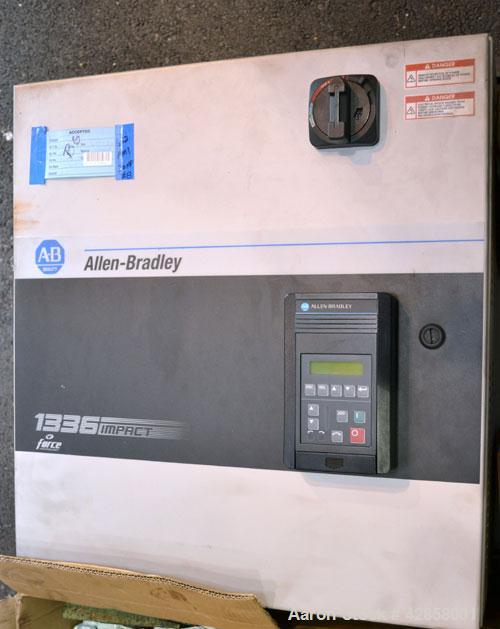 Used Werner Pfleiderer 40mm Twin Screw Extruder, Type ZSK-40. Co-rotating intermeshing side by side screw design. Approximate 40 to 1 L/D ratio. (11) Barrel sections, (1) feed section. Water cooled b...