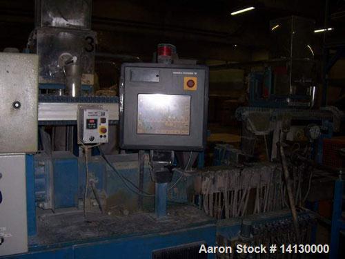 Used Coperion Werner Pfleiderer lab size twin screw extruder, type ZSK25WLE. 25 mm diameter screws, 40:1 L/D, co-rotating. 10 heating zones, electrically heated, water cooled, 1 vent port. Max screw ...