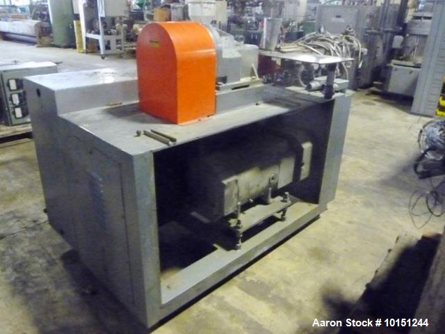 Used 30mm Werner & Pfleiderer Model ZSK30 Co-Rotating Twin Screw Extruder. Extruder is driven through piv gearbox Model c2n90010, rated at 90kw with 496 rpm output speed. Has electrically heated wate...