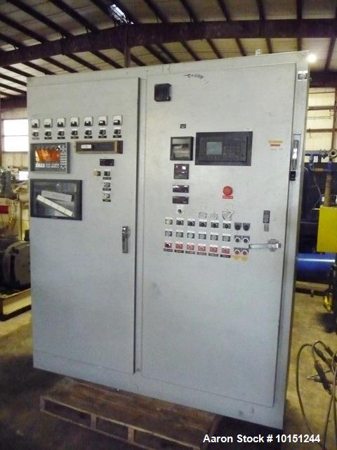 Used 30mm Werner & Pfleiderer Model ZSK30 Co-Rotating Twin Screw Extruder. Extruder is driven through piv gearbox Model c2n90010, rated at 90kw with 496 rpm output speed. Has electrically heated wate...