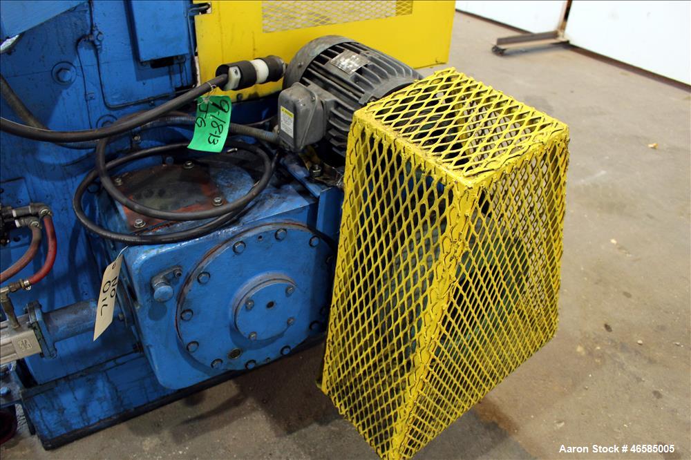 Used Wysong 72" Wide In-Line Shear, Model 1272. Driven by a 5 hp, 3/60/230/460 volt, 1745 rpm motor. Includes side mounted controls. Mounted on carbon steel frame with casters. Serial# P3-478.