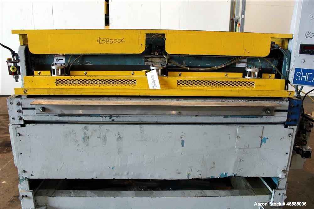 Used 72" Wide In-Line Shear. Driven by a approximate 5hp motor(no tag). Includes controls. Mounted on carbon steel frame.