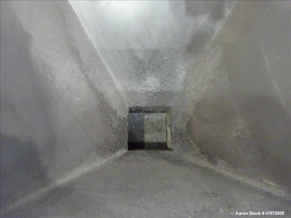 Used Brabender Loss-In-Weight (3) Component Feeding System. Consisting of (1) Brabender Screw feeder, model DDW-H33 (Missing hopper), (2) vibratory tray feeders, (3) weigh belt feeders, model 350G. I...