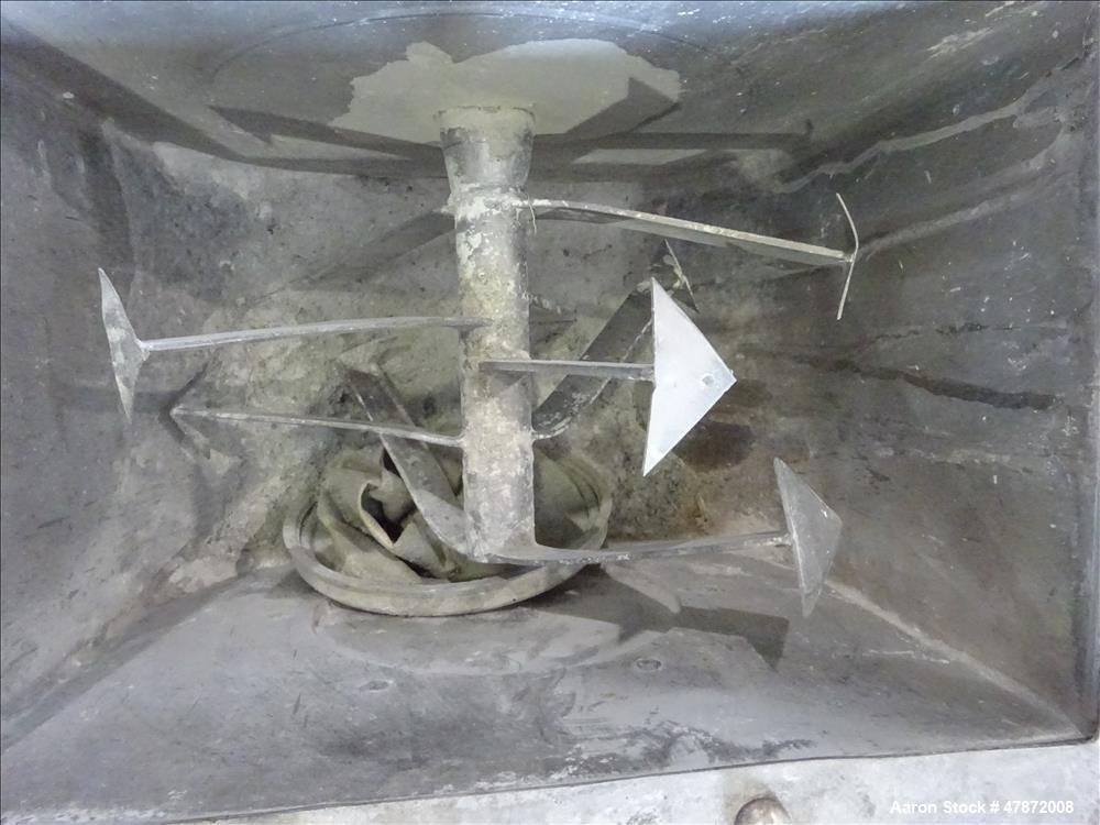 Used Brabender Loss-In-Weight (3) Component Feeding System. Consisting of (1) Brabender Screw feeder, model DDW-H33 (Missing hopper), (2) vibratory tray feeders, (3) weigh belt feeders, model 350G. I...