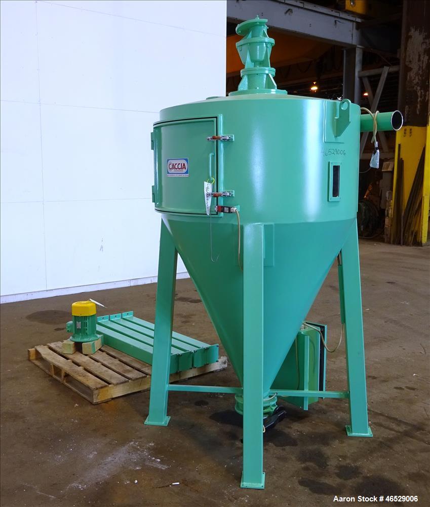 Used Caccia Vertical Screw Mixing Hopper, Model CXA1001A, 1000 Liter Capacity