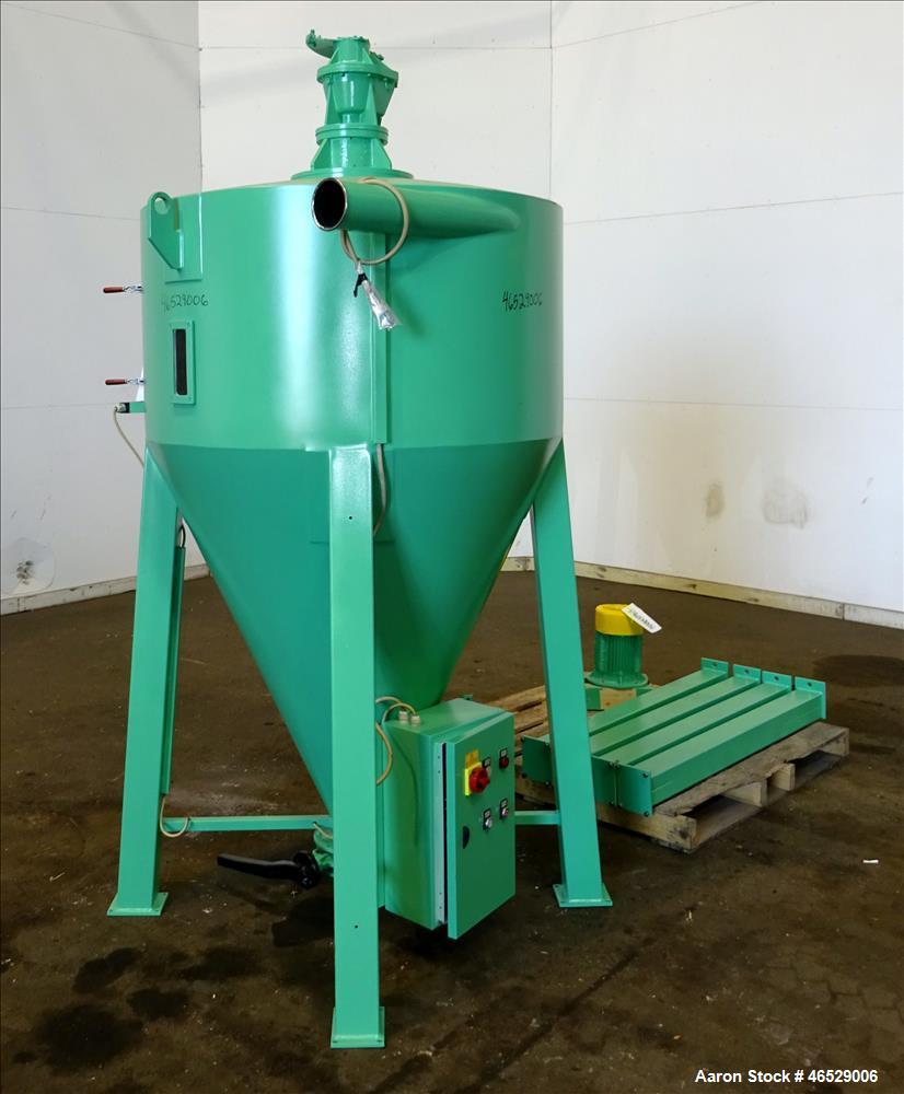 Used Caccia Vertical Screw Mixing Hopper, Model CXA1001A, 1000 Liter Capacity