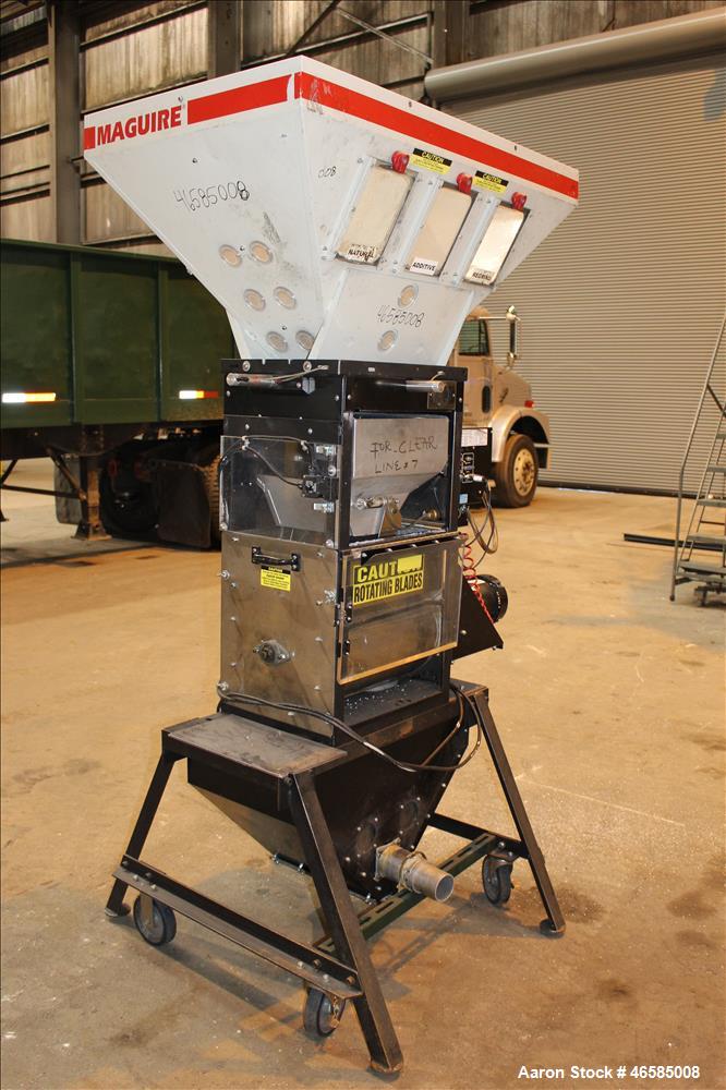 Used Maguire Weigh Scale Blender, Model WSB 940 Gravimetric Blender. Maximum throughput 2,645 lbs per hour to 3,200 lbs per hour. Includes hopper with 4 material compartments, Air operated slide gate...
