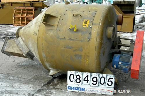 USED: Royal Vertical Screw Mixer, approximately 2000 liter capacity, carbon steel. Approximate 60" diameter x 44" straight side x 48" coned bottom. Approximate 6" diameter vertical screw, driven by a...