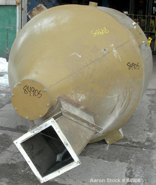 USED: Royal Vertical Screw Mixer, approximately 2000 liter capacity, carbon steel. Approximate 60" diameter x 44" straight side x 48" coned bottom. Approximate 6" diameter vertical screw, driven by a...