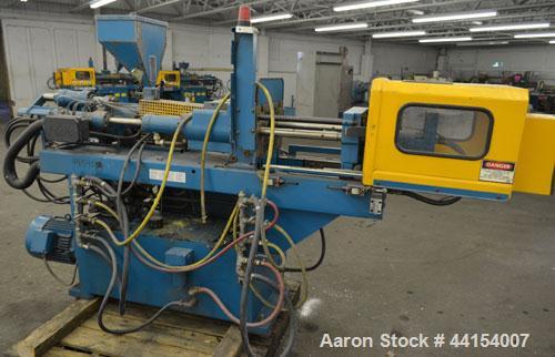 Used Boy Machines 22 S Dipronic Horizontal Injection Molder, 22 Tons, Model 220-52. Approximate 1.12 oz. shot size. Maximum platen daylight 15.75", maximum opening stoke (adjustable) 7.87", minimum m...