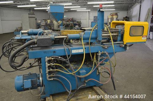 Used Boy Machines 22 S Dipronic Horizontal Injection Molder, 22 Tons, Model 220-52. Approximate 1.12 oz. shot size. Maximum platen daylight 15.75", maximum opening stoke (adjustable) 7.87", minimum m...