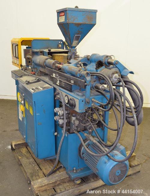 Used Boy Machines 22 S Dipronic Horizontal Injection Molder, 22 Tons, Model 220-52. Approximate 1.12 oz. shot size. Maximum platen daylight 15.75", maximum opening stoke (adjustable) 7.87", minimum m...