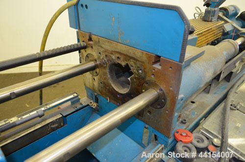 Used Boy Machines 22 S Dipronic Horizontal Injection Molder, 22 Tons, Model 220-52. Approximate 1.12 oz. shot size. Maximum platen daylight 15.75", maximum opening stoke (adjustable) 7.87", minimum m...