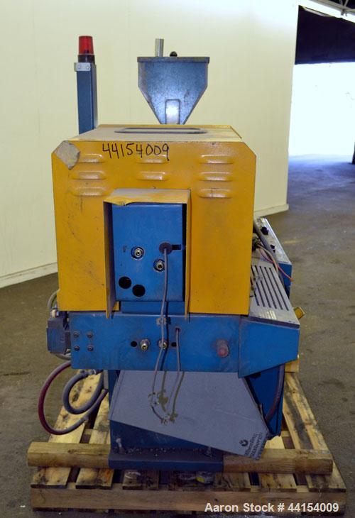 Used Boy Machines 22 S Dipronic Horizontal Injection Molder, 22 Tons, Model 220-52. Approximate 1.12 oz. shot size. Maximum platen daylight 15.75", maximum opening stoke (adjustable) 7.87", minimum m...