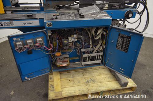 Used Boy Machines 22 S Dipronic Horizontal Injection Molder, 22 Tons, Model 220-52. Approximate 1.12 oz. shot size. Maximum platen daylight 15.75", maximum opening stoke (adjustable) 7.87", minimum m...