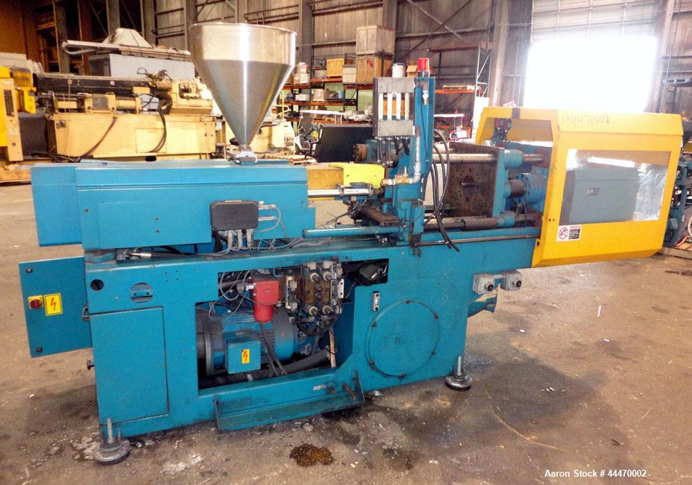 Used Boy Machines 50M Horizontal Injection Molder, 50 Tons, Model 50M. Maximum injection volume 29 oz., maximum opening stoke 13.7”, plate distance 0.8” to 23.6”, clear width between 2.16” diameter t...