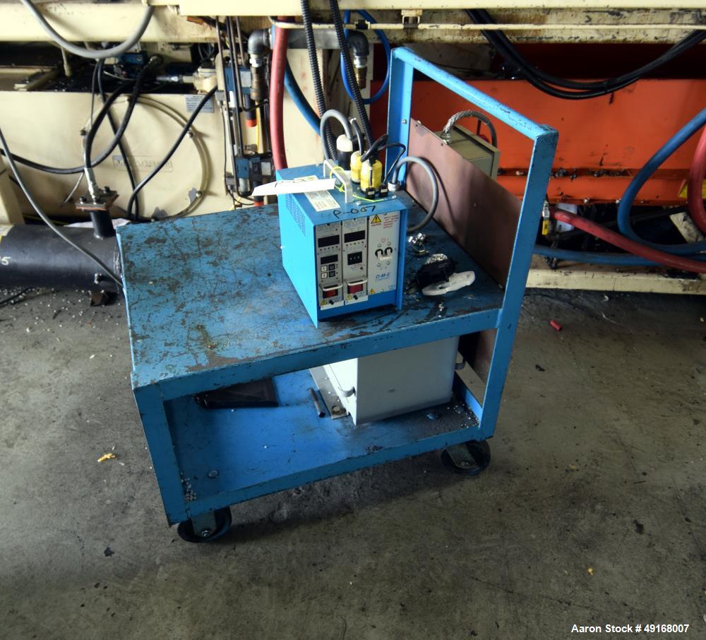 Used Cincinnati Milacron Vista Horizontal Injection Molder, 300 Ton, Model 300-21. Clamp force approximate 300 tons, approximate maximum daylight 48", approximate platen size 36.8” x 36.2”, approxima...