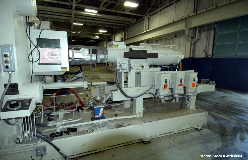Used Cincinnati Milacron Horizontal Injection Molder, 700 Ton, Model 700-32 W/P. Clamp force approximate 700 tons, approximate maximum daylight 70", approximate platen size 54.5" x 54.5", approximate...