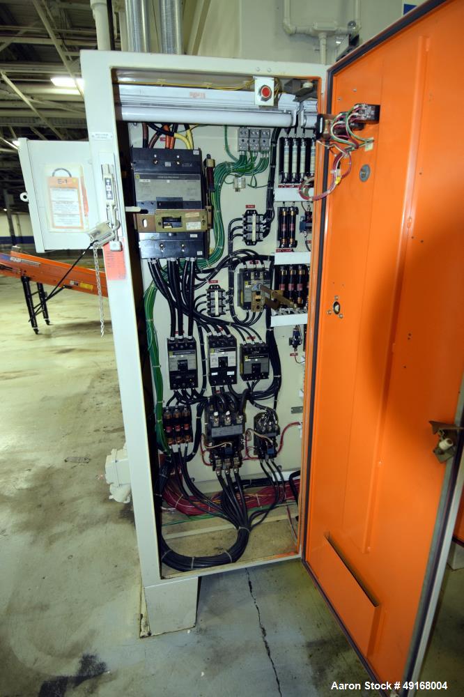 Used Cincinnati Milacron Horizontal Injection Molder, 700 Ton, Model 700-32 W/P. Clamp force approximate 700 tons, approximate maximum daylight 70", approximate platen size 54.5" x 54.5", approximate...
