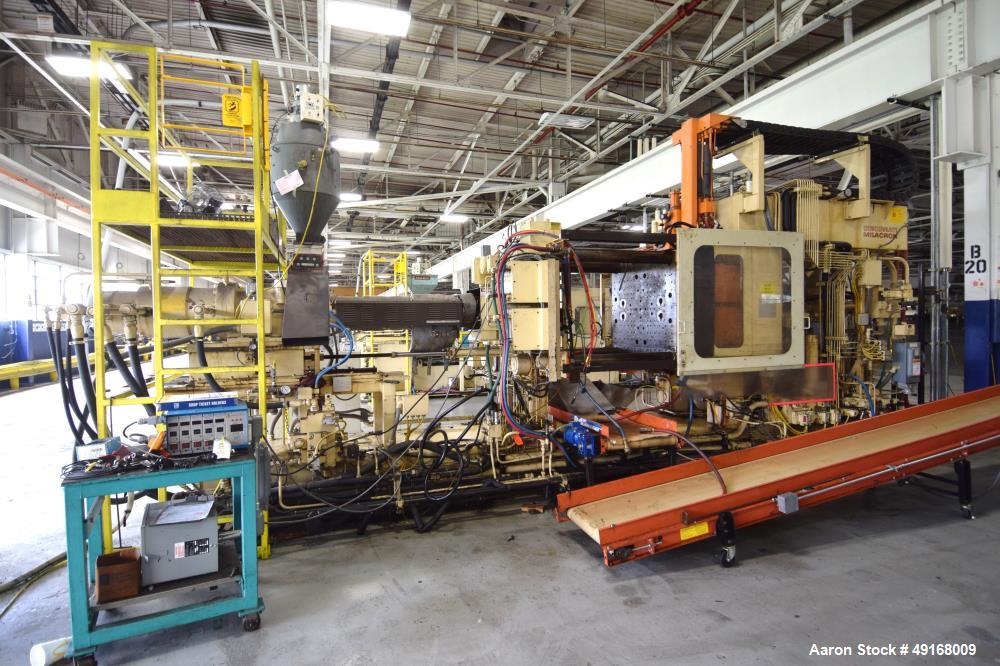 Used Cincinnati Milacron Horizontal Injection Molder, 375 Ton, Model H375-32 E/P-E/D. Clamp force approximate 375 tons, approximate maximum daylight 39.50", approximate platen size 47” x 47”, approxi...
